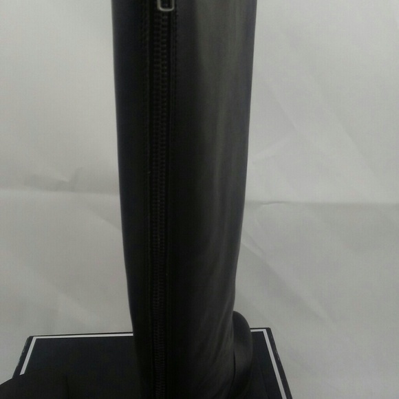 MIA CROSSINGS WOMENS NEW IN BOX TALL BOOTS - 6.5 - Picture 5 of 7